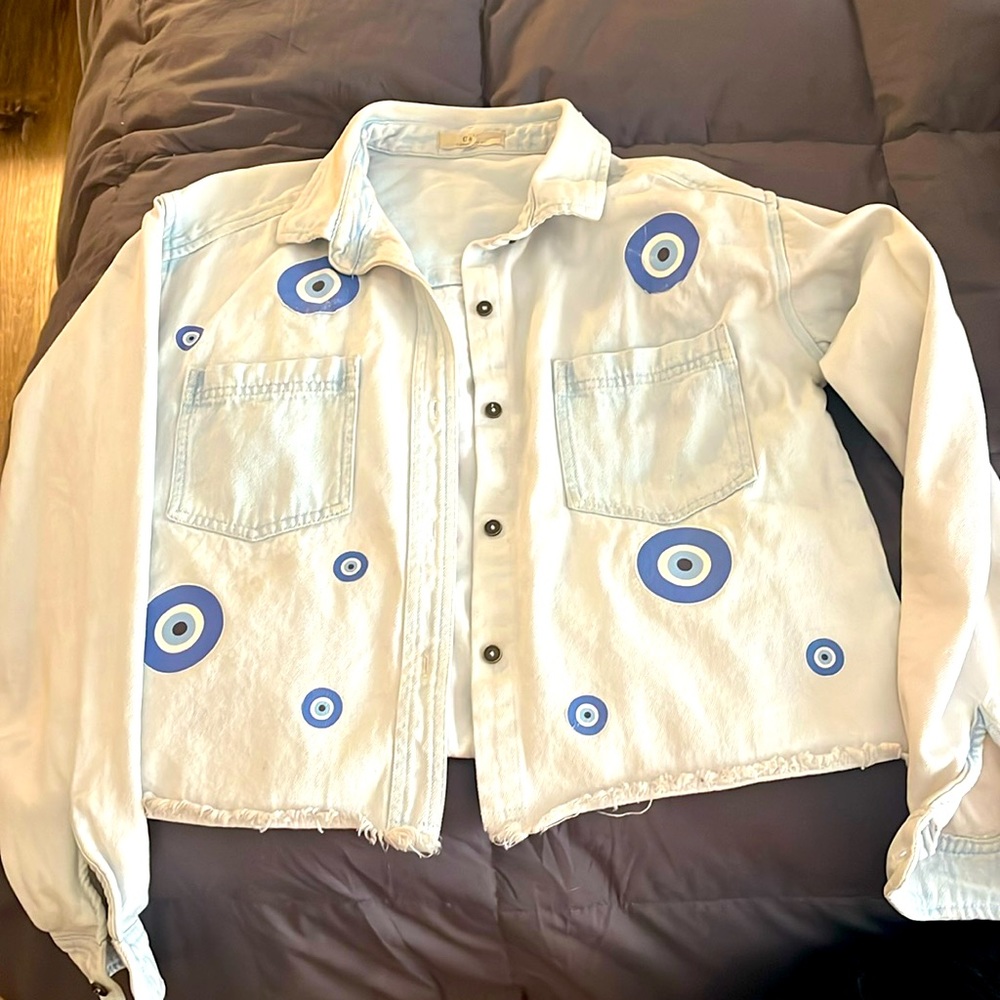 Vintage Chelsea & Violet Evil Eye crop washed denim jacket O/S